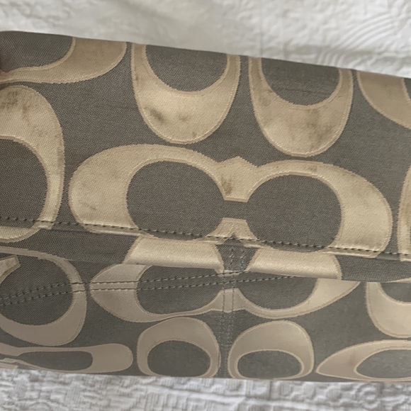 Authentic monogram Coach Purse - Picture 9 of 15